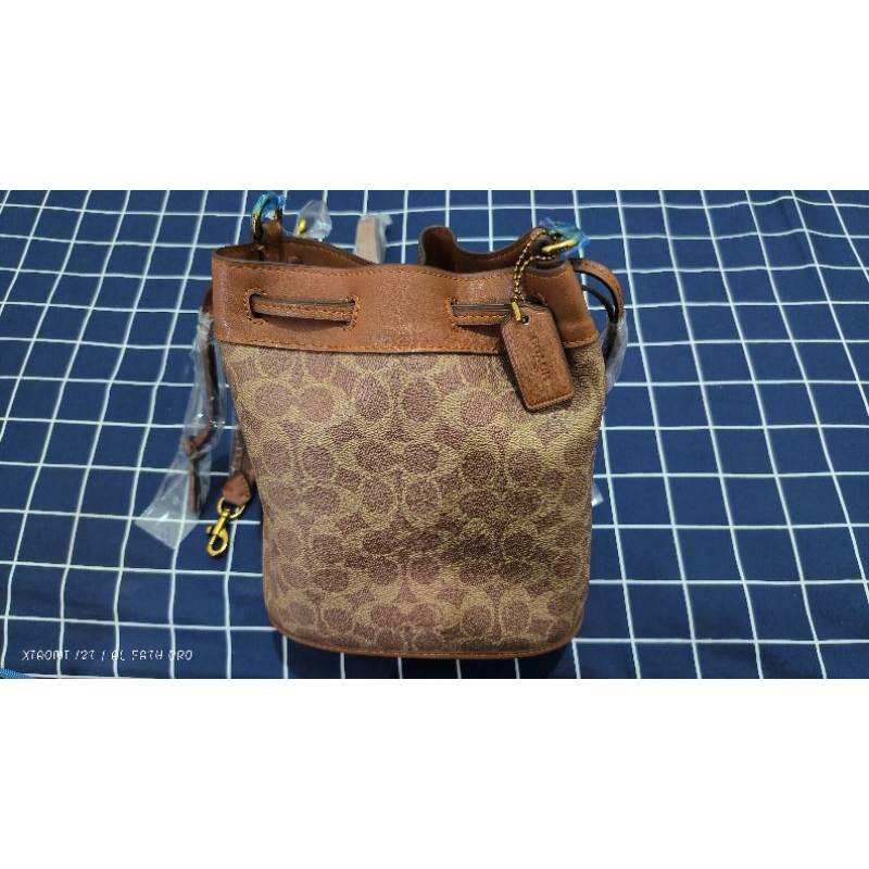 Shoulder Bag / Bucket Bag Serut Coach Neo Signature