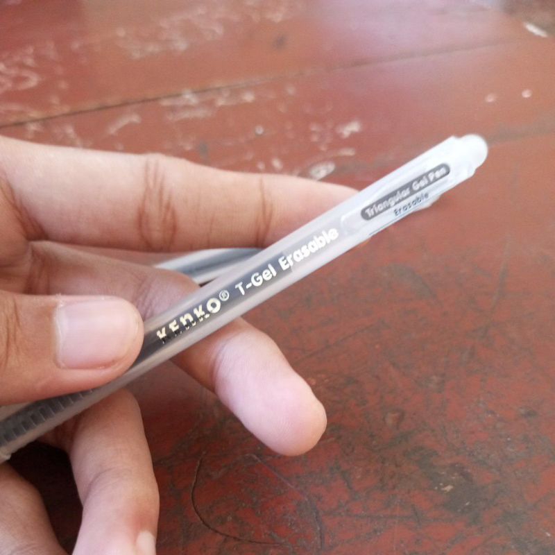 

pulpen gel pen