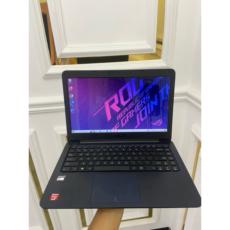 Laptop Asus Core i3 Slim Cocok Buat kerja