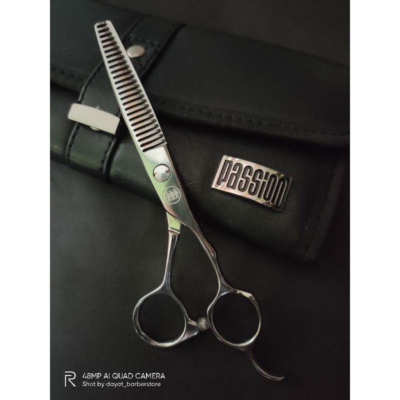 

Gunting penipis sukipassion original japan 5,25 inch japan scissors original