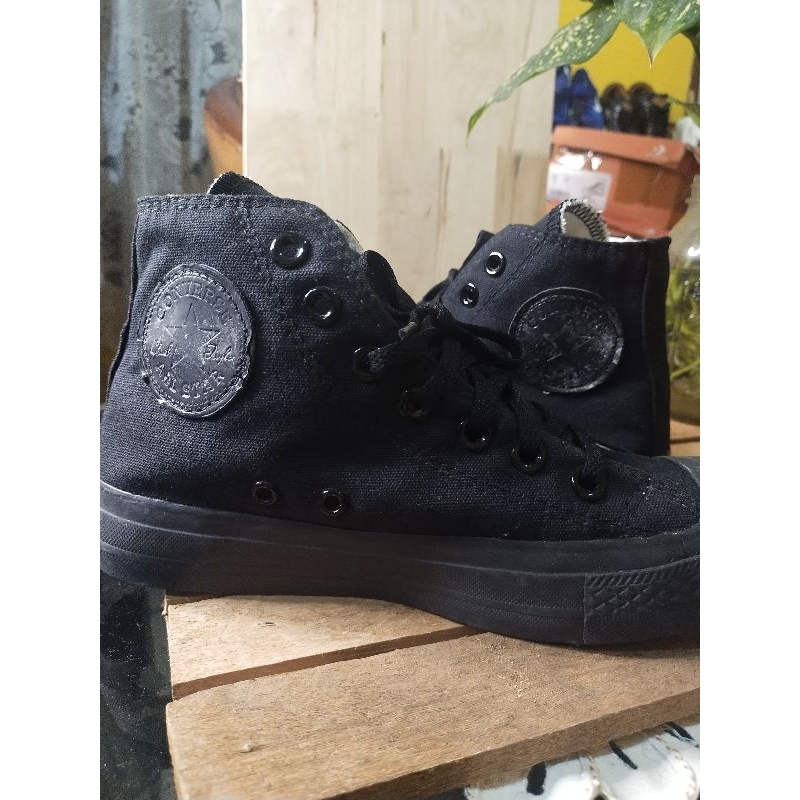 Sepatu Converse Baru Full Black