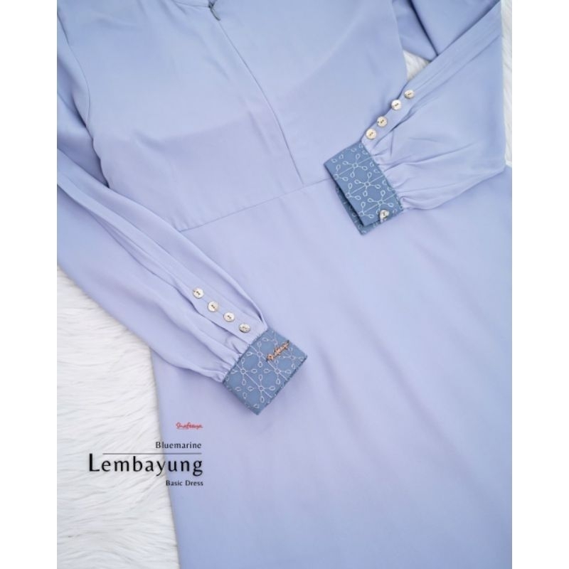 Shafeeya Lembayung gamis