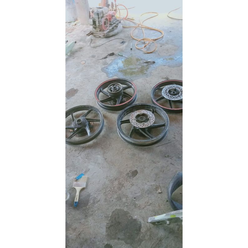 velg resing  ori copotan megapro mono