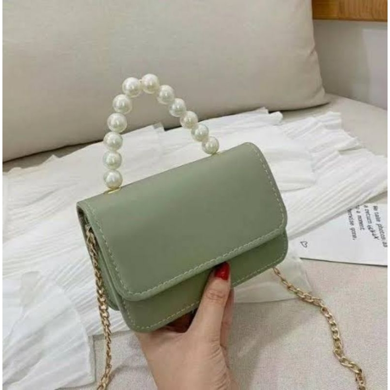 tas kecil warna hijau