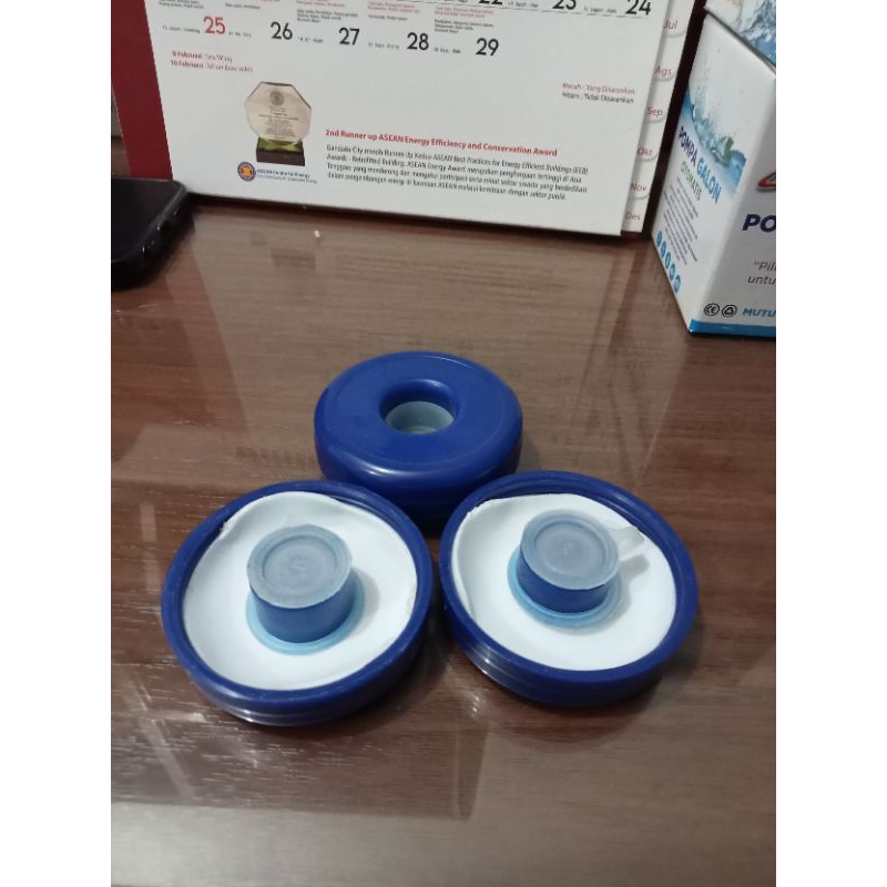 Tutup galon / Tutup anti tumpah / Tutup galon dispenser