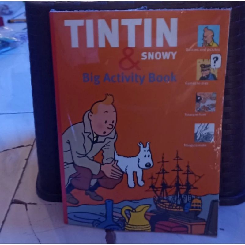 Buku Tintin & Snowy big actifity book (inggris)