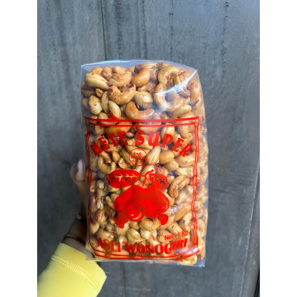 

KACANG METE OVEN PEDAS MANIS 500 GRAM