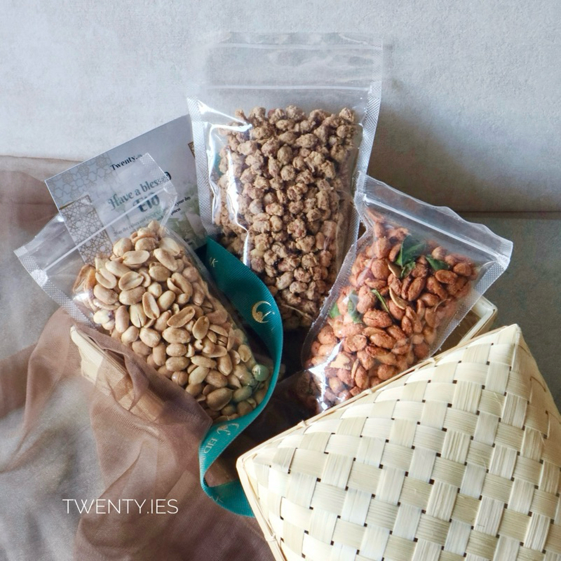 

EID HAMPERS TWENTY.IES