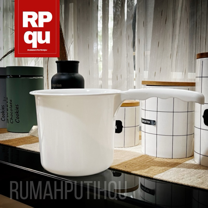 Gayung Mandi Plastik Warna Putih | Gayung Putih Estetik | Gayung Mandi - RPQU