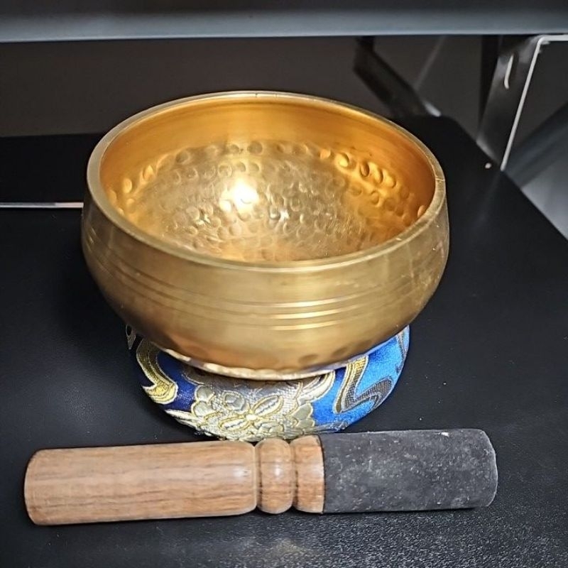 SINGING BOWL NEPAL TIBET HAND MADEDIAMATER 9CM