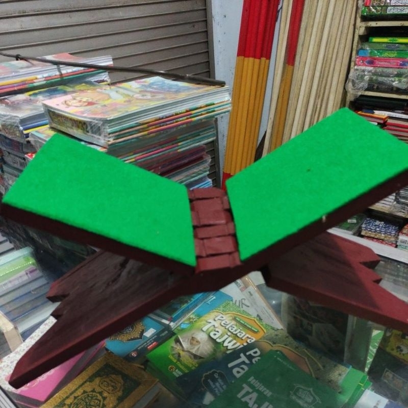 Lihar | Meja Al Qur'an | Rekal Al Qur'an | Reqal