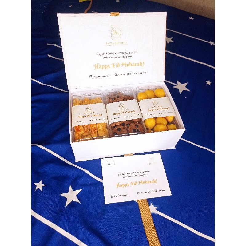 

HAMPERS KUE KERING LEBARAN