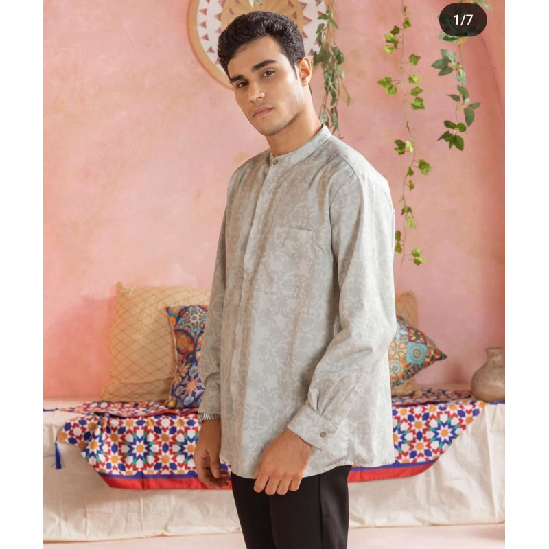 DURRAH KOKO / AMARI SHIRT BY HEAVEN LIGHTS