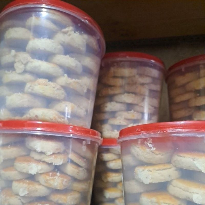 

kue kacang toples 1kg