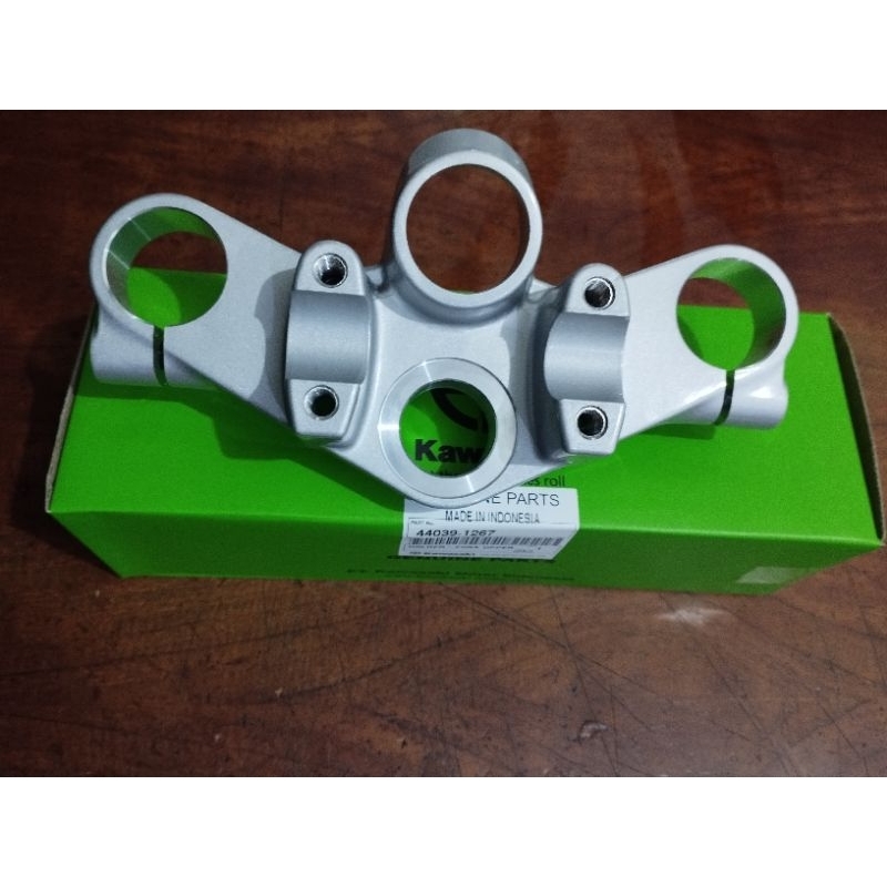 Segitiga Stang Atas Ninja Ss R Lama Original