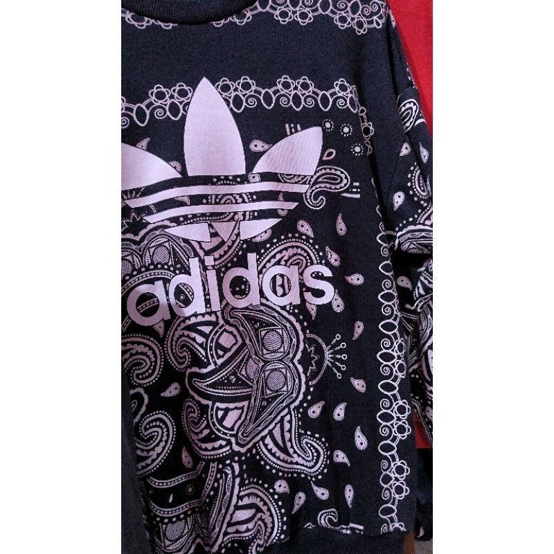 adidas paisley