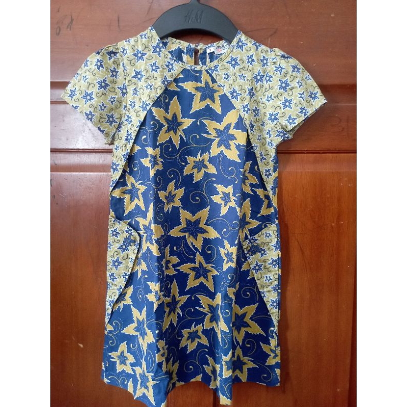 Batik Keris dress anak size 2 preloved