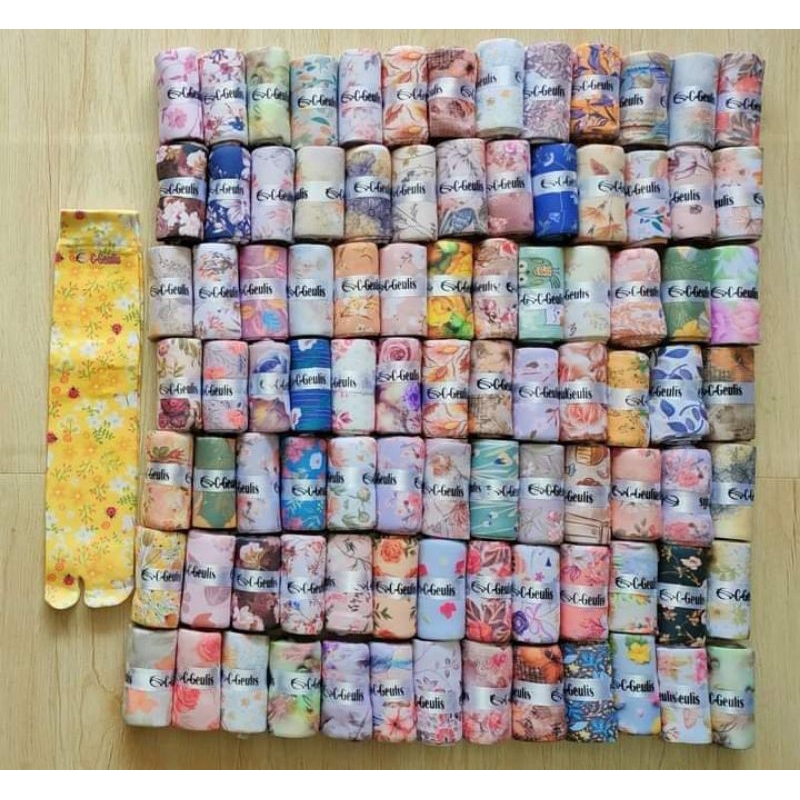 kaos kaki shaby C geulis