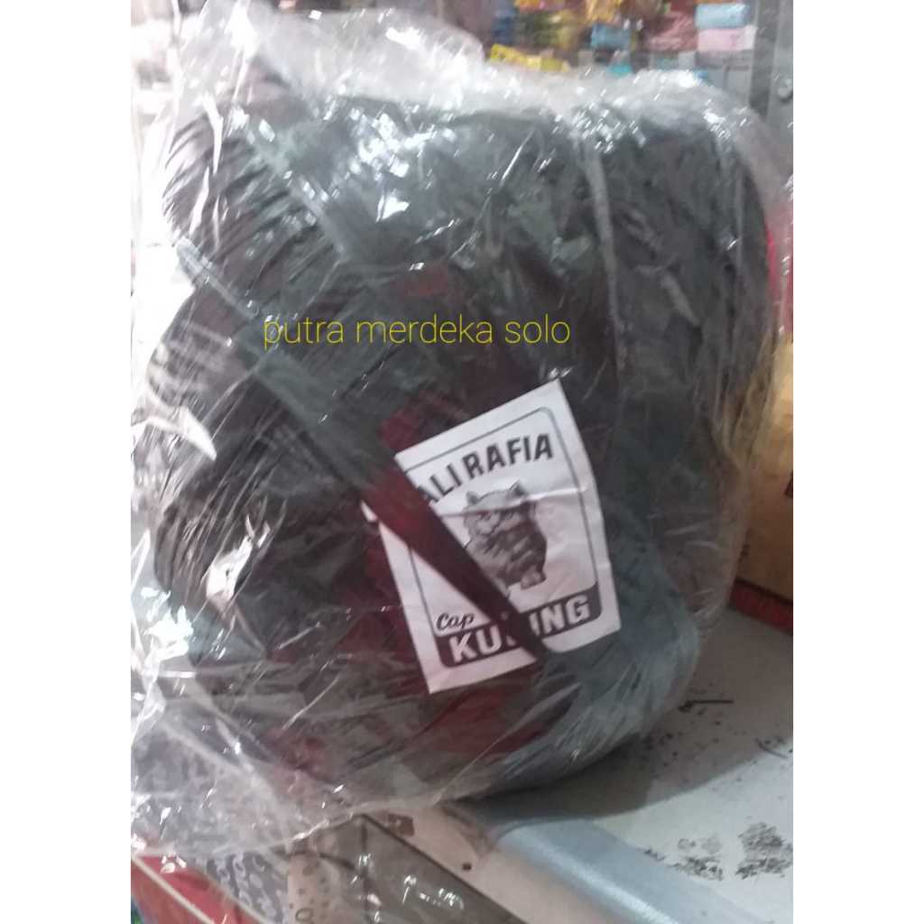 

Tali Rafia Hitam / Tali Plastik Hitam / Tali Rafia Cap Kucing / Tali Hitam Tebal 1 KG