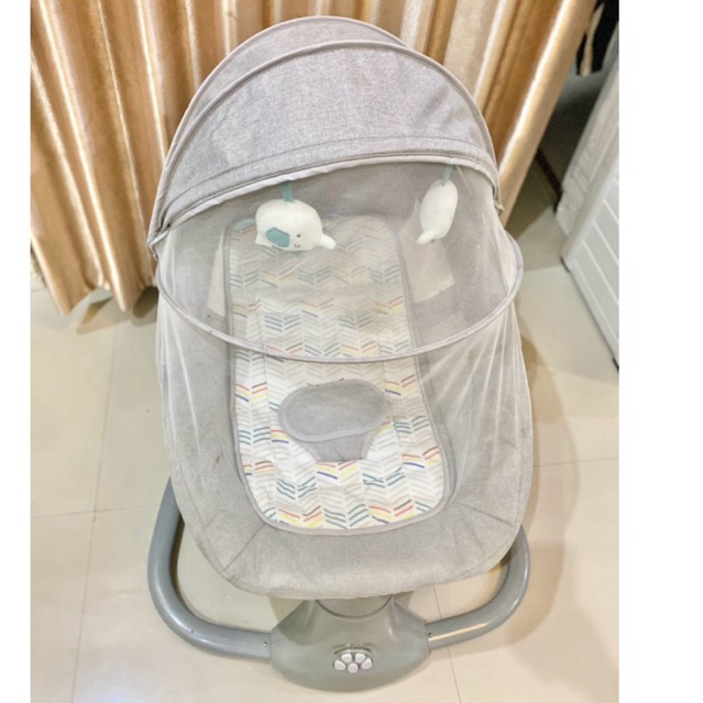 Preloved Bouncer Baby Swing  Snuggli Ayunan bayi elektrik