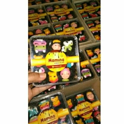 

Coklat karakter mamina