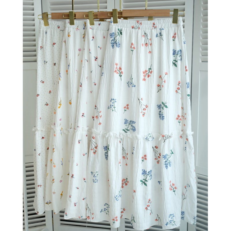 	 ROk Wanita Motif love / Rok wanita motif bunga / Rok panjang motif bunga / Rok kekinia , Bawahan wanita	