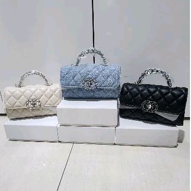 TAS QUEEN OF MATERIAL PEPPY BAG