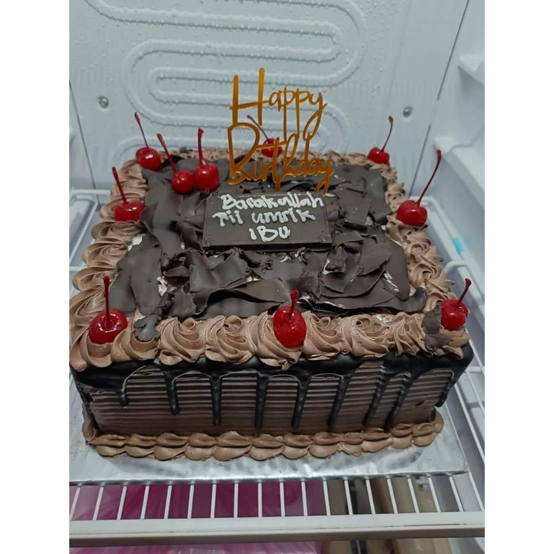 

Blackforest Cake Legend_cake cirebon