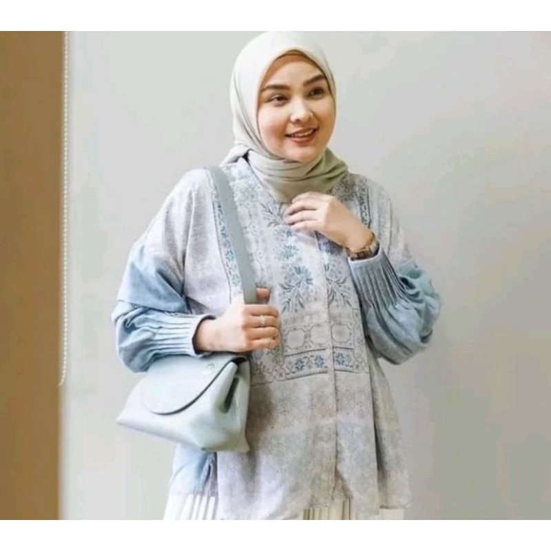 PRELOVED Dava Top Ivory by Ria Miranda