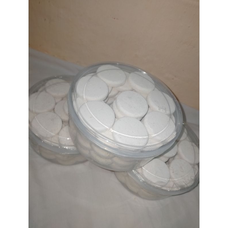 

kue sagu kelapa / kue Aspirin