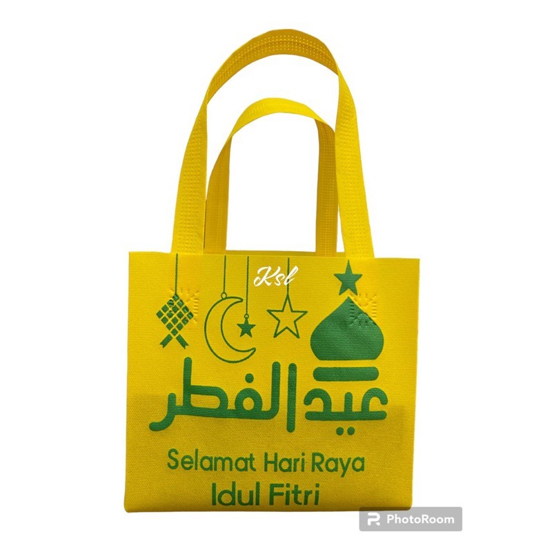 

TAS SPUNBOND GOODIE BAG HAMPERS LEBARAN IDUL FITRI KUE KOTAK K1