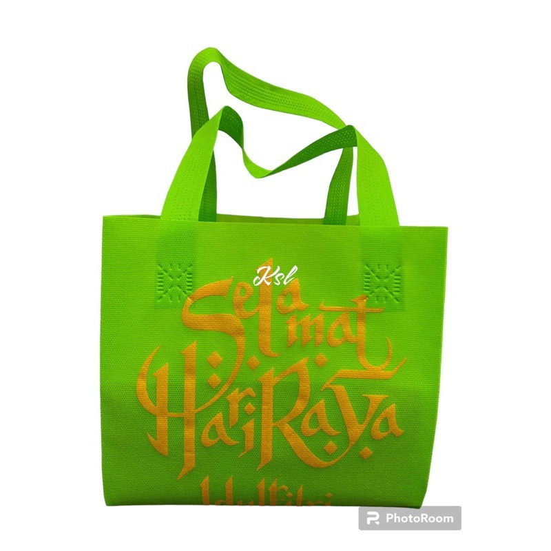 

TAS SPUNBOND GOODIE BAG HAMPERS LEBARAN IDUL FITRI KUE KOTAK HM3