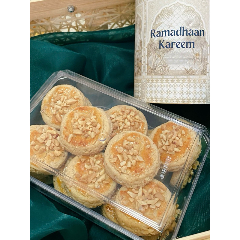 

Kue Lebaran - Kue Kacang 500 gr
