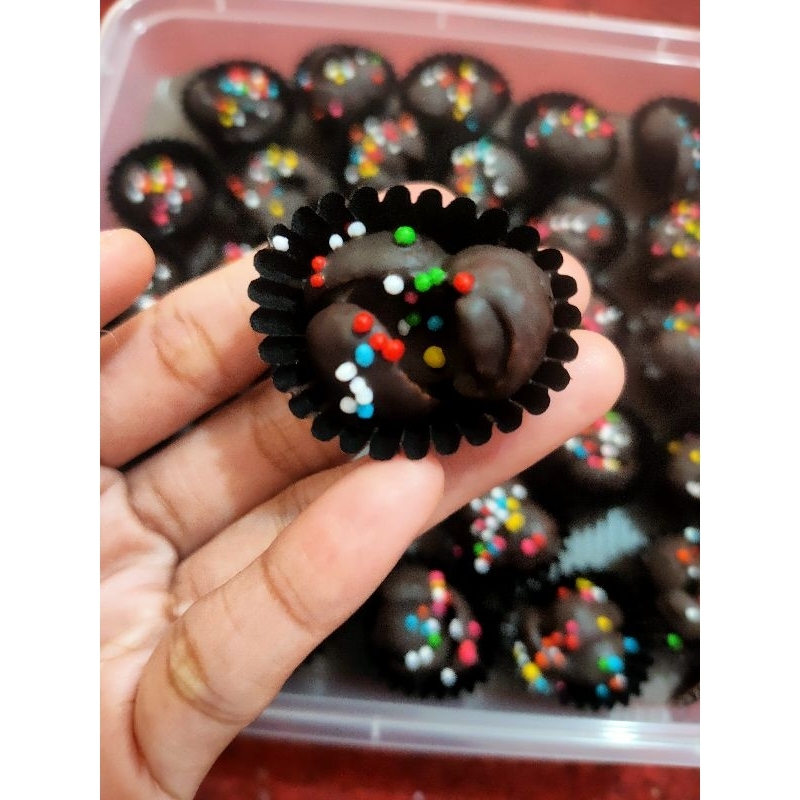 

Kue Coklat Chococrunh Selai Coklat