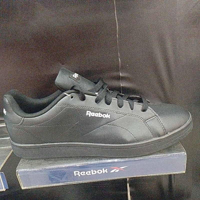 sepatu casual Reebok full hitam original