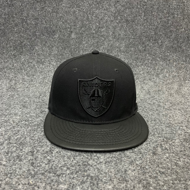 Topi New Era Raiders Black on Black Original Second - Raiders Leather Visor - Topi Raiders