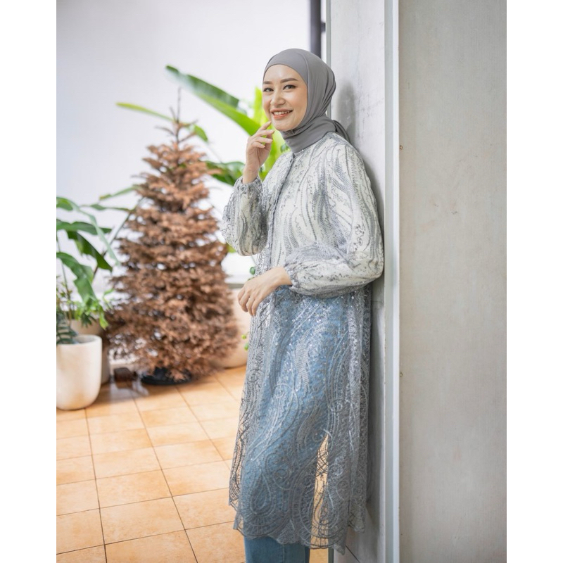 Neela Tunic Silver - Lights.ind