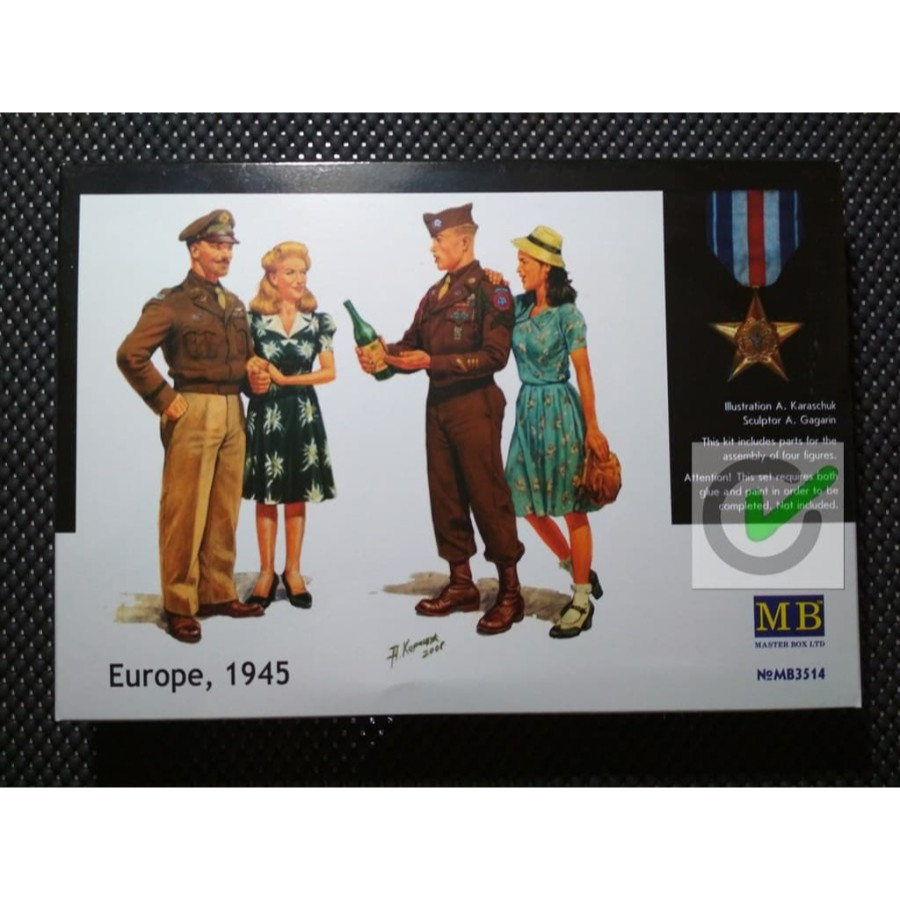 Europe 1945 - 4 Figure US Army - Model Kit Master Box 1/35 - Termasuk decal Insignia U.S.