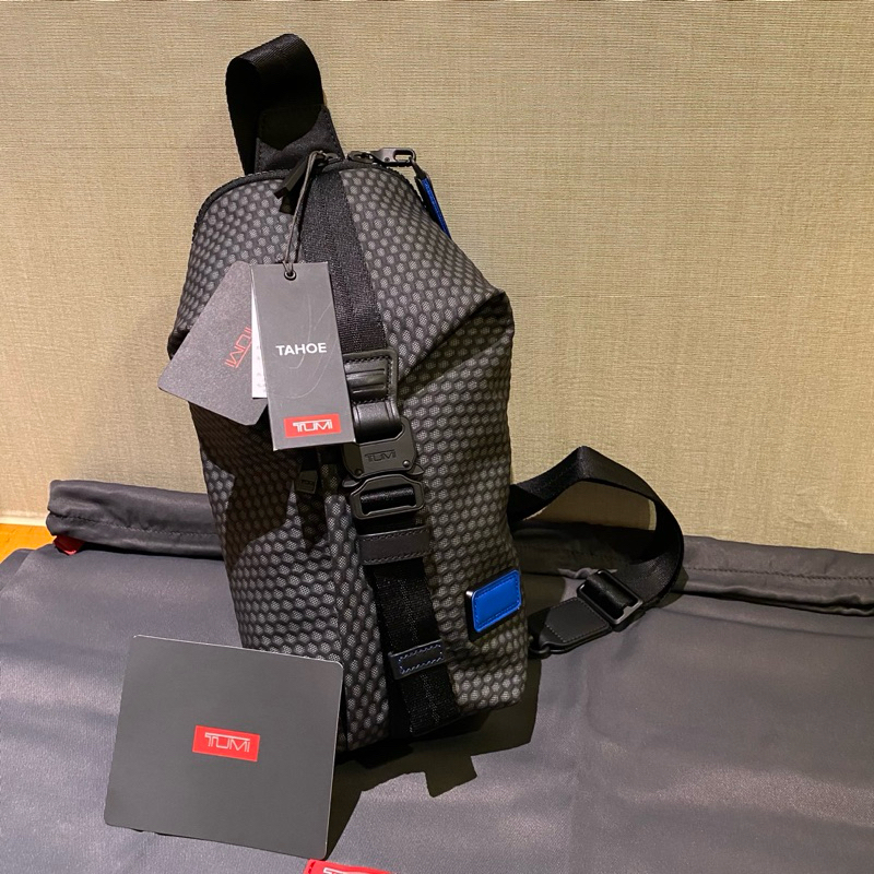 Tumi Bozeman Sling bag original asli motif 3d