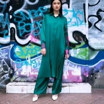 PRELOVED BNB MATEEN SET  (MINOR)