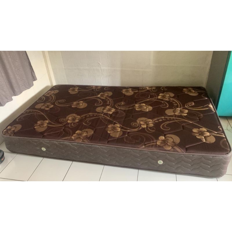 Spring Bed Guhdo UK. 90x180 preloved