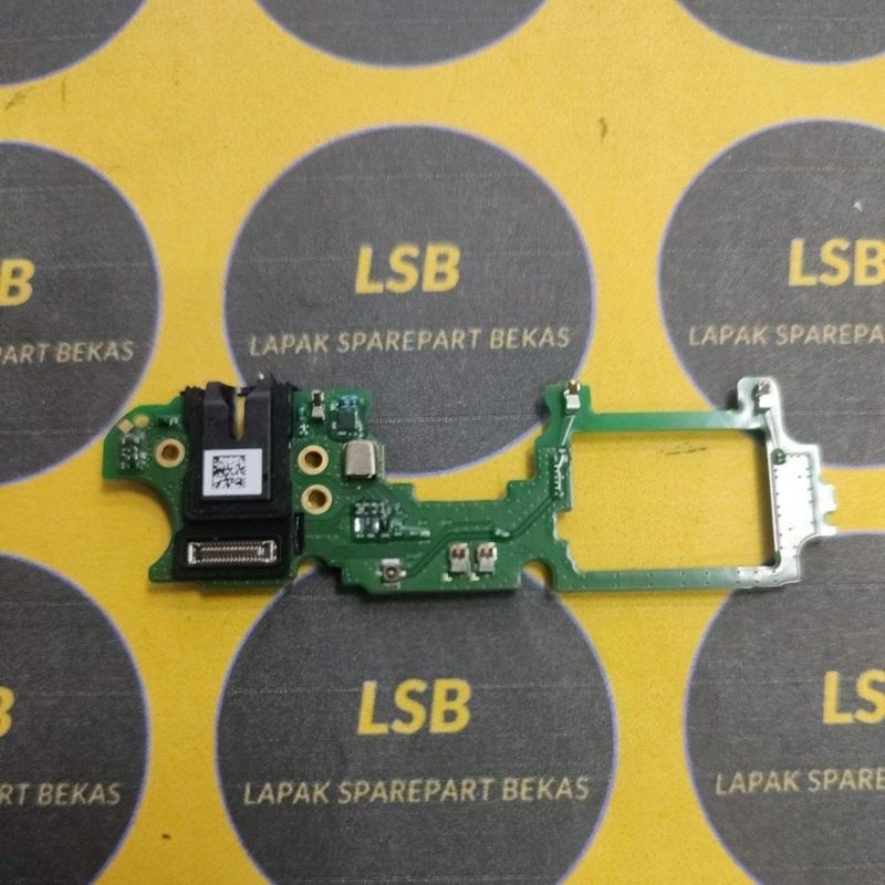 FLEXIBLE HEADSET HADSFREE REALME 5 PRO ORIGINAL BEKAS