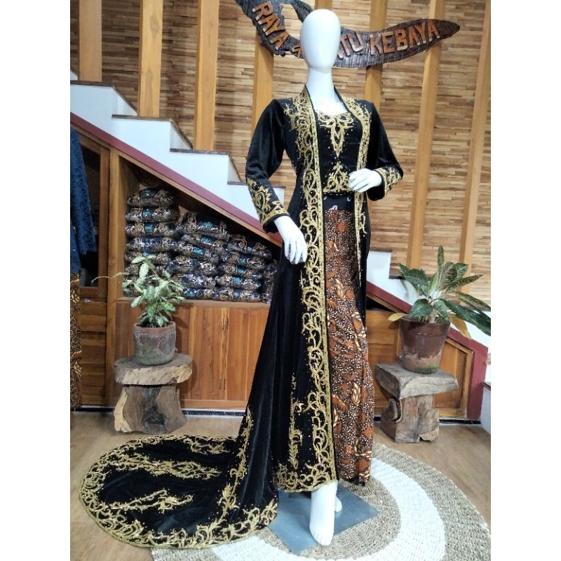 Kebaya Bludru Kutubaru / Kebaya Pengantin kutubaru / Kebaya ful payetan.
