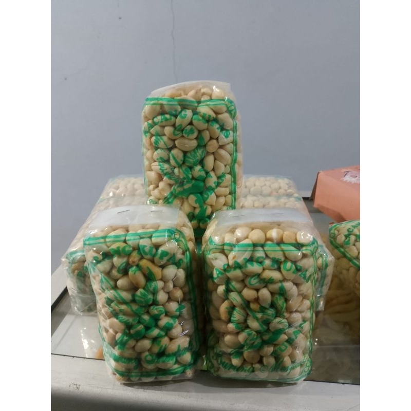 

kacang kupas tuban berat -+350gr 2 PACK