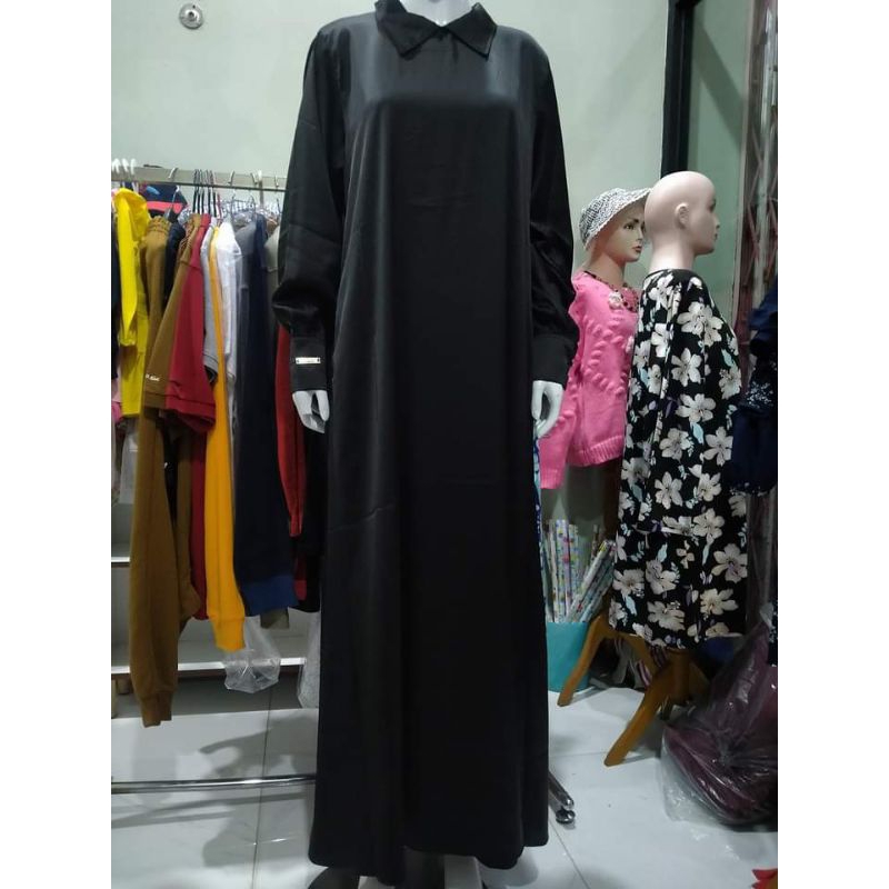 Gamis Sutra Mewah Hitam
