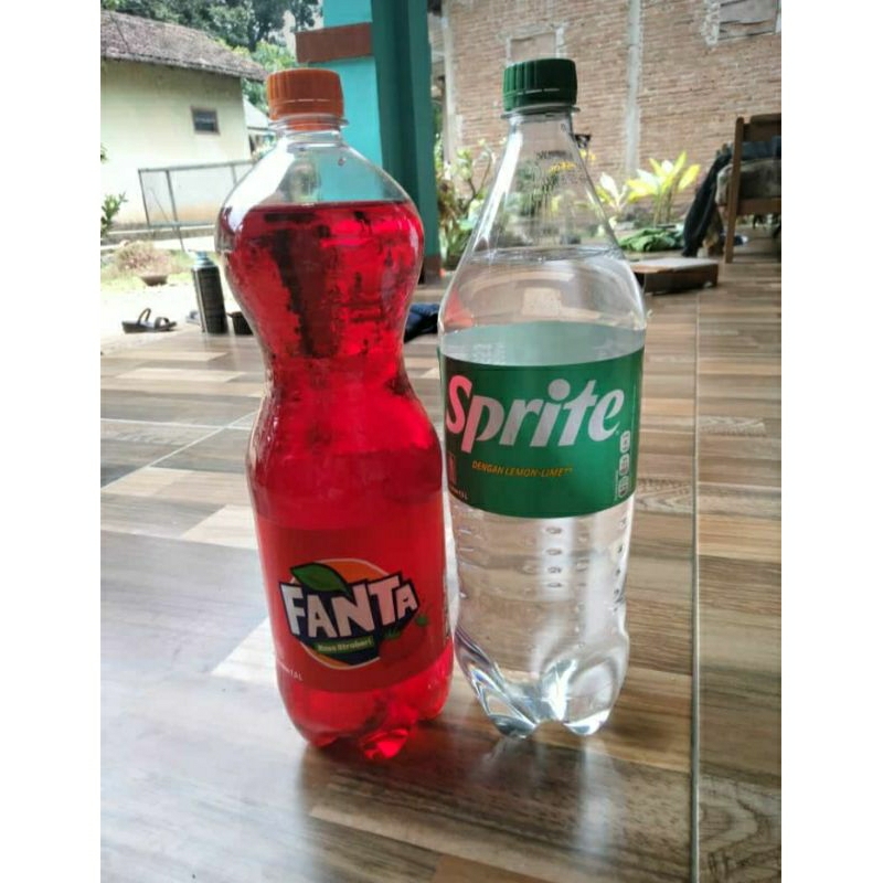 

MINUMAN SODA 1.5lt FANTA / SPRITE