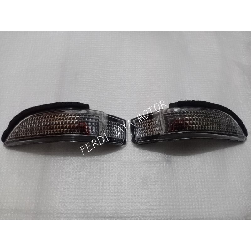lampu sen sein batok spion mobil Toyota calya sigra 2012'2020  yaris camry etios 2012-2018 kanan ata