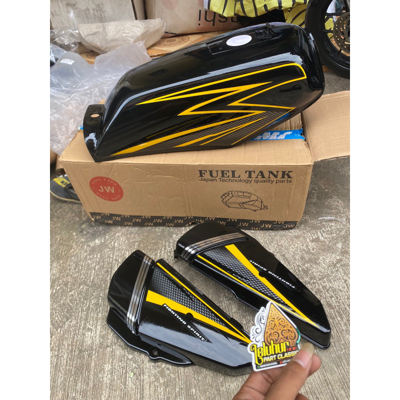 Tangki 2003 Yamaha rx king set bok aki lis 2003 kuning