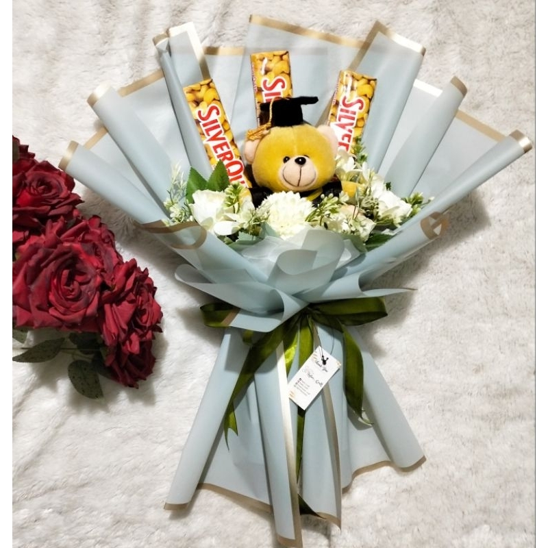 

buket boneka wisuda spesial silverqueen 3pcs (buket murah)