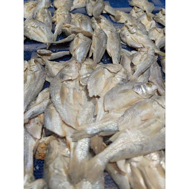 

IKAN ASIN SAMGE BELAH 250GR